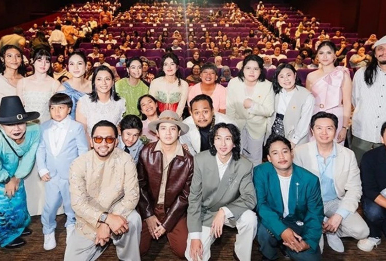 6 Pemeran Film Sampai Titik Terakhirmu, Arbani Yasiz dan Mawar de Jongh Hidupkan Kisah Sedih Seleb TikTok