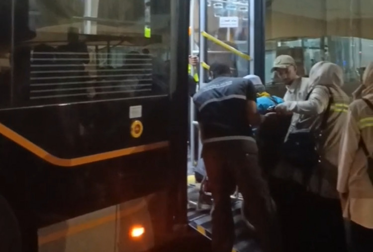 Bus Khusus Lansia dan Disabilitas Siaga, 6 Jemaah Haji KJT 17 Langsung Terlayani