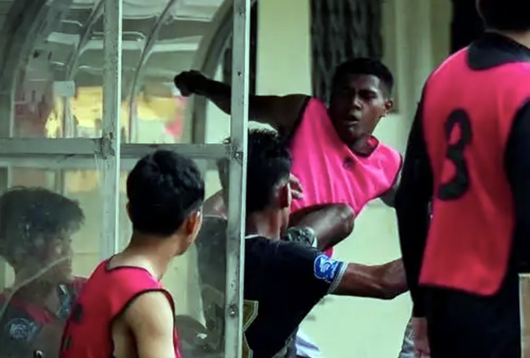 Dewa United Ungkap Kondisi Pemain Mudanya Usai Insiden Tendangan Kungfu