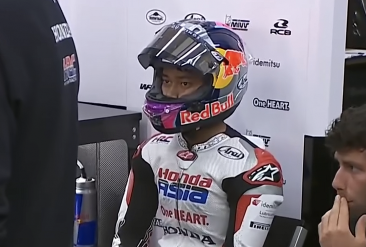 Sempat Ngebut di Awal, Veda Ega Pratama Akhirnya Diasapi Uriarte dan Gagal ke Q2 Moto3 Spanyol 2026