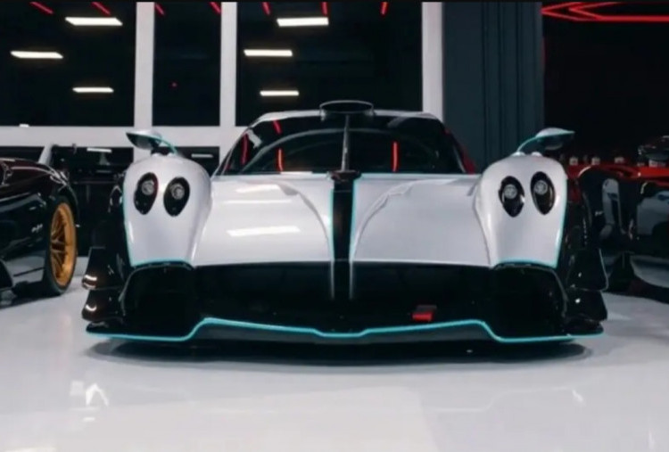 Kolektor Meksiko dan Koleksi Pagani Huayra R Evo, Mobil Mewah Bermotif Mercedes-AMG Petronas