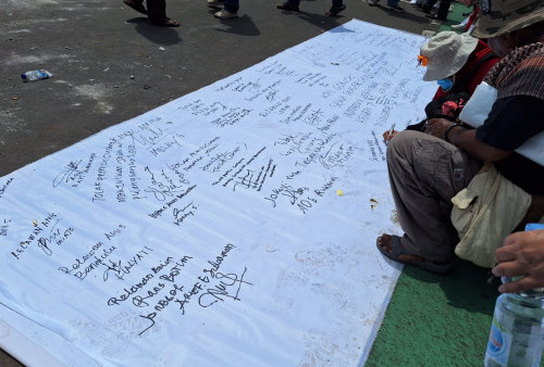 Demo di DPR, Sejumlah Masyakat Tolak Pemilu Curang hingga Pemakzulan Jokowi