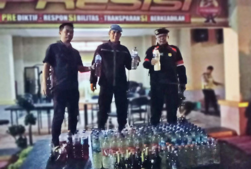 Polisi Sita Ratusan Miras Oplosan, Selain dari Kios, Penjualnya Kelas Rumahan