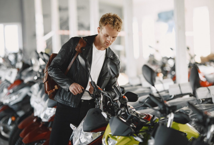 Cara Jual Beli Motor Bekas untuk Pemula, Untung 10 Persen dari Selisih Harga