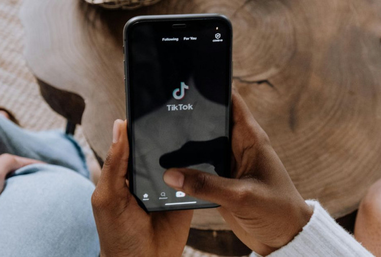 Aplikasi Penghasil Uang Mirip TikTok, Modal Scrolling Dapat Rp 100 Ribu 