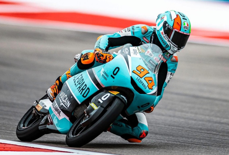 Hasil Moto3 Amerika 2026: Guido Pini Jawara di COTA, Veda Ega Pratama Jatuh