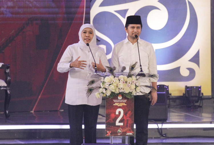 Survei Poltracking: Khofifah-Emil Unggul Telak, Menangkan Pilgub Jatim 2024?