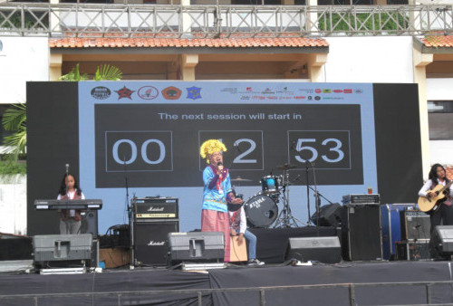 Festival Akustik Sambut Bulan Bung Karno di Untag Surabaya