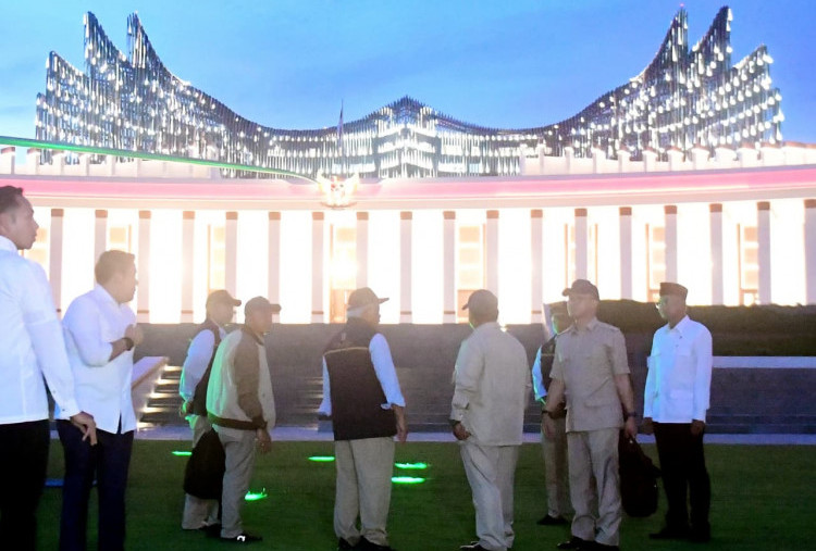 Pertama Kali Sejak Dilantik, Presiden Prabowo Tinjau IKN Tegaskan Komitmen Pembangunan Berkelanjutan