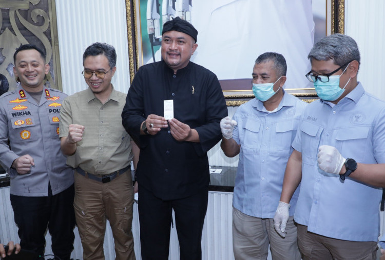 Perangi Narkoba! Bupati Rudy Susmanto Awali Gerakan Tes Urine di lingkungan Pemkab Bogor