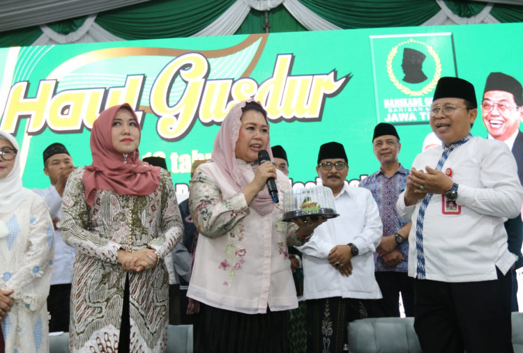 Peringati Haul ke-16 di Surabaya, Yenny Wahid: Gus Dur Milik Seluruh Umat Manusia 