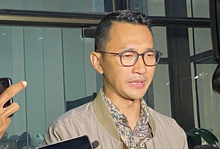 KPK Geledah Rumah Dinas Plt Gubernur Riau Terkait Kasus Mantan Gubernur