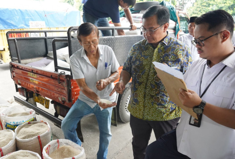 Ombudsman RI Sidak Pasar, Omzet Pedagang Anjlok Imbas Beras Oplosan 