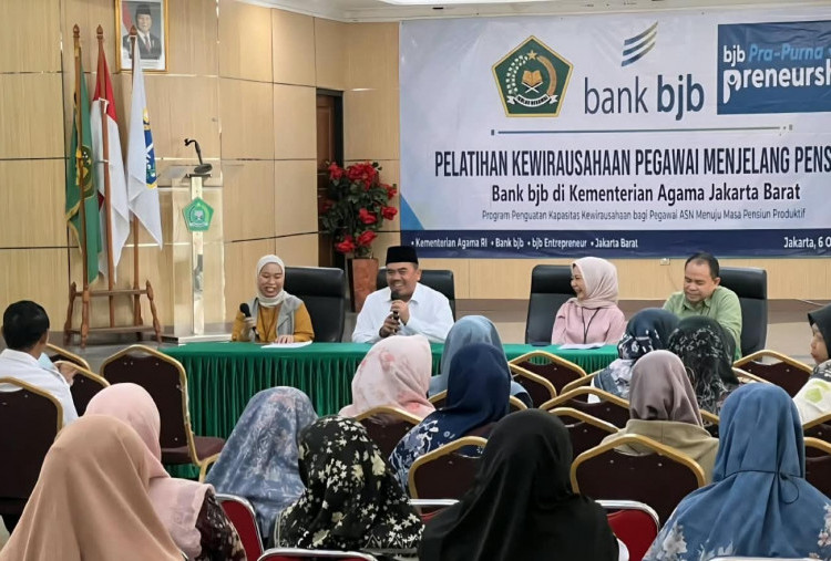 Workshop Kewirausahaan Kemenag Jakbar, bjb Dorong Pensiunan Produktif Lewat Program bjb Pra-Purnapreneurship