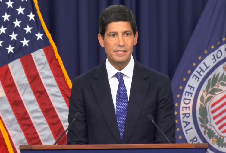 Sesuai Prediksi, The Fed Naikkan Acuan Suku Bunga ke 4 Persen, Kevin Warsh Sinyalkan Bisa Naik Lagi 
