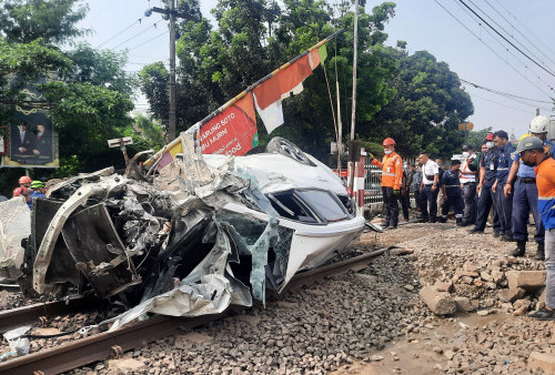 Sebelum Tertabrak KRL di Citayam, Sopir Mobilio Putih Sudah Diingatkan Penjaga Perlintasan Kereta