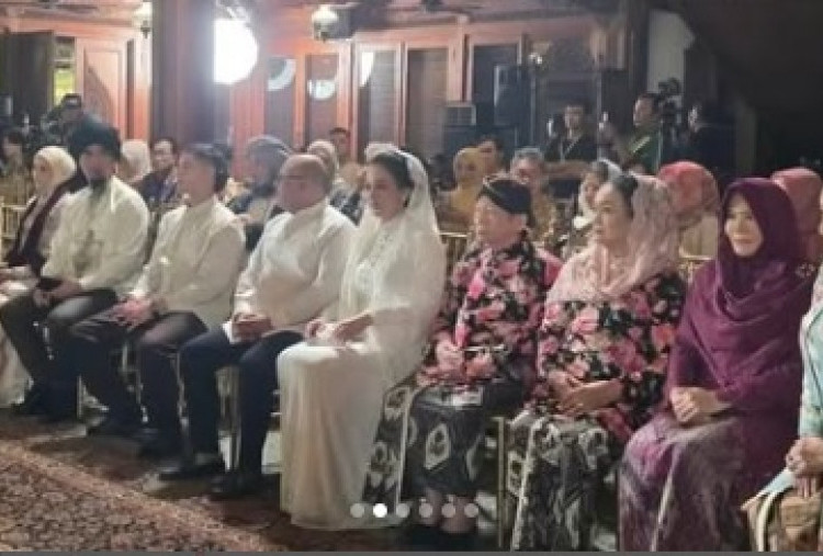 Momen Maia Estianty, Mulan Jameela, dan Ahmad Dhani Bertemu di Siraman Pernikahan Al Ghazali, Netizen Ngamuk saat Sungkeman