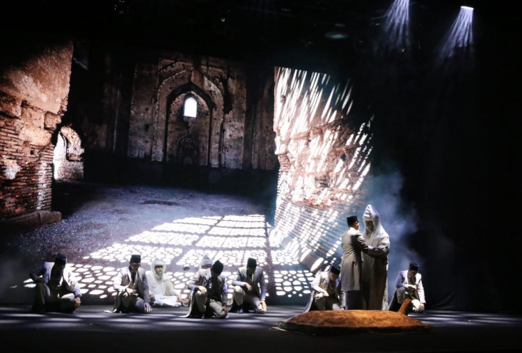 Imam Al-Bukhari & Sukarno, Teater Tablo Merajut Diplomasi, Spiritualitas, dan Warisan Budaya