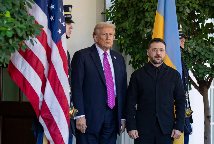 Bertemu Trump, Zelensky Kantongi Lisensi Produksi Rudal Patriot untuk Ukraina
