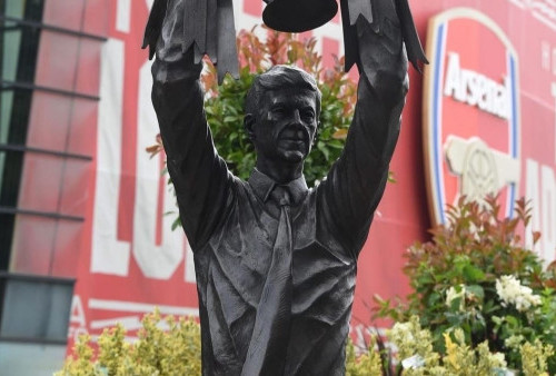 Arsenal Persembahkan Patung Arsene Wenger di Emirates Stadium