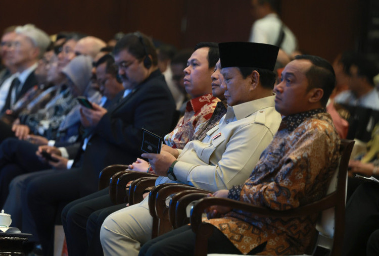 Prabowo Hapus Bonus Komisaris BUMN