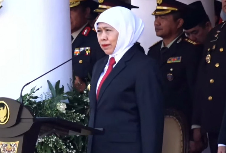 Pimpin Upacara Hari Lahir Pancasila di Grahadi, Khofifah Tegaskan Jatim Jadi Miniatur Kerukunan Indonesia