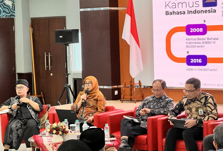 Badan Bahasa Tegaskan KBBI Terus Dimutakhirkan, 'Palum' Jadi Kata Tahun Ini