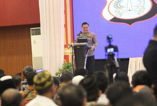 Hadiri Guyub Ketua RW se-Jakarta Selatan, Kapolda Metro : Peran Ketua RW Sangat Penting Untuk Menjaga Keamanan