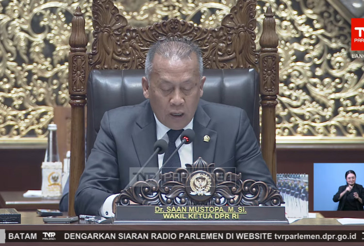 Rapat Paripurna DPR Sepakat Polri Berada Di bawah Presiden dalam Reformasi Polri