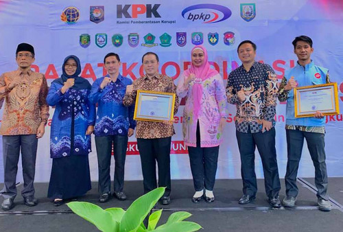 KPK Anugerahi Dua Penghargaan untuk Pemkab Mukomuko