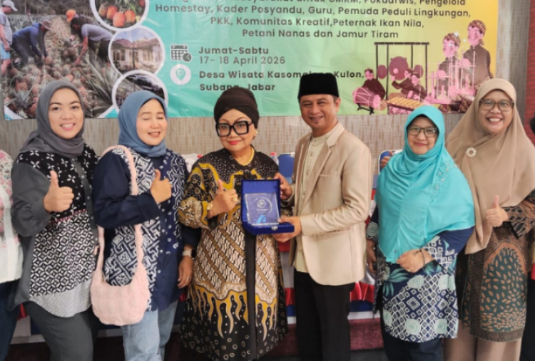 Universitas Esa Unggul Perkuat Pemberdayaan Desa, Kolaborasi Nasional 64 Kampus di Kasomalang Kulon