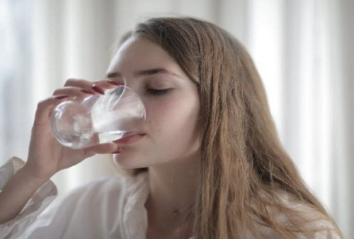 Jika Alami 5 Gejala Ini, Berarti Tubuh Anda Kurang Minum Air Putih