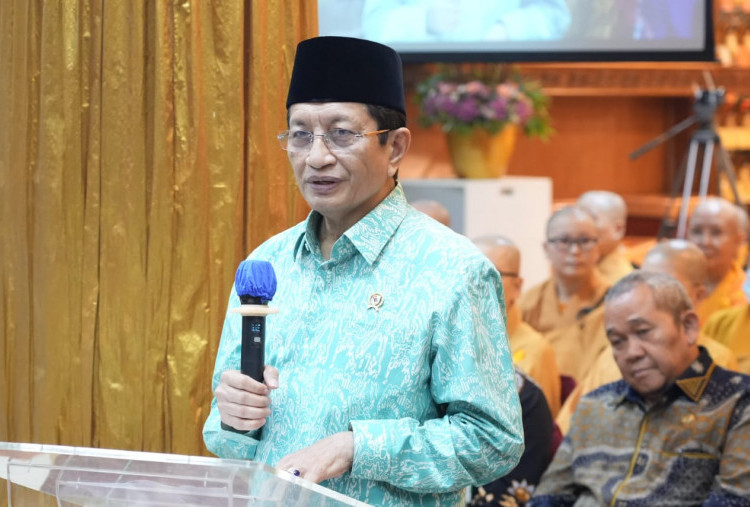  Menag Nasaruddin Umar: Waisak Momentum Menanamkan Kebajikan dan Wujudkan Perdamaian Dunia