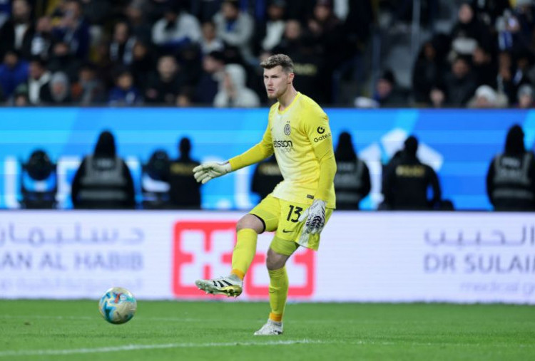 Inter Milan Pertimbangkan Rotasi Kiper, Ivan Provedel Siap Geser Josep Martinez