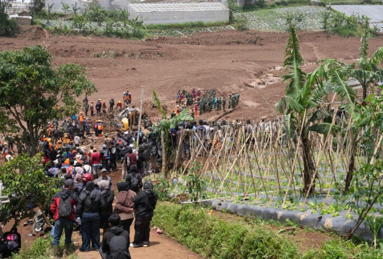 20 Jenazah Korban Longsor Cisarua Berhasil Diindentifikasi dan Diserahkan ke Keluarga