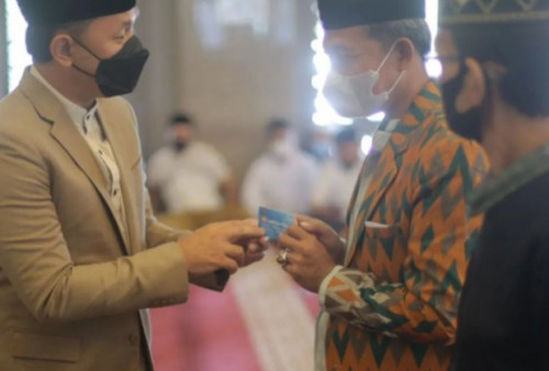 600 Guru Ngaji di Kota Bogor Terima Kartu ATM bjb dan BPJS Ketenagakerjaan