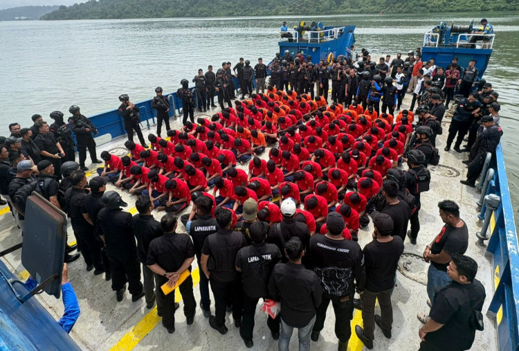 Jelang Akhir Tahun, 130 Napi 'High Risk' Dipindahkan ke Nusakambangan: Total 1.882