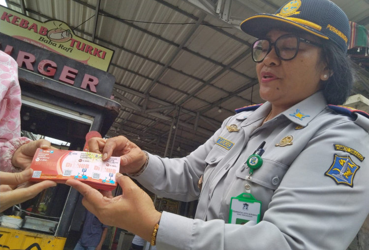 Pemkot Kenalkan Parkir Voucher, Beli 10 Gratis 2