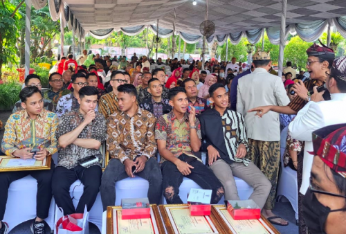 Marselino Ferdinan dan Risky Ridho Dapat Penghargaan di Hari Jadi Ke-730 Kota Surabaya 