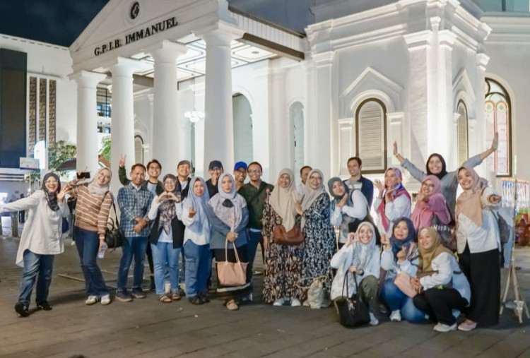 Healing Staf Perpustakaan Unair ke Semarang (1): Kota Lama, Revitalisasi Warisan Kolonial yang Ikonik