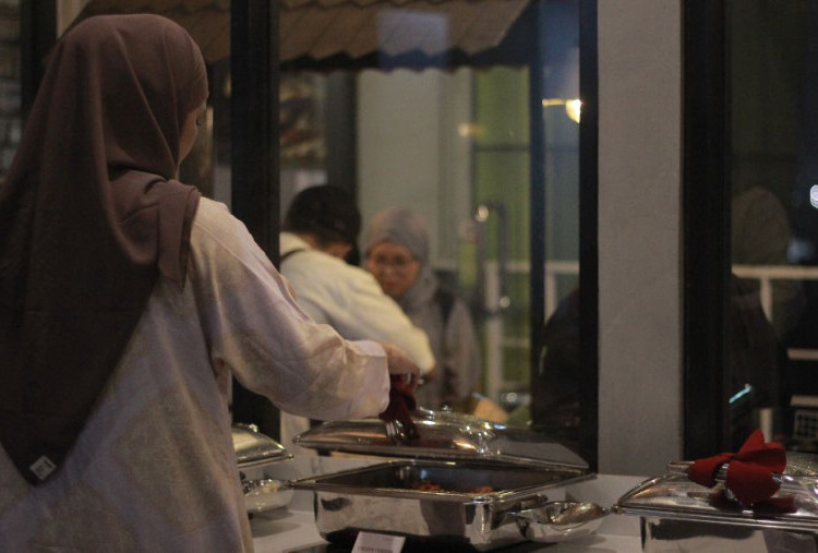 Aladin: 1001 Harapan, Sajian Buka Puasa ala Timur Tengah di Rooftop Hotel Bintang 3