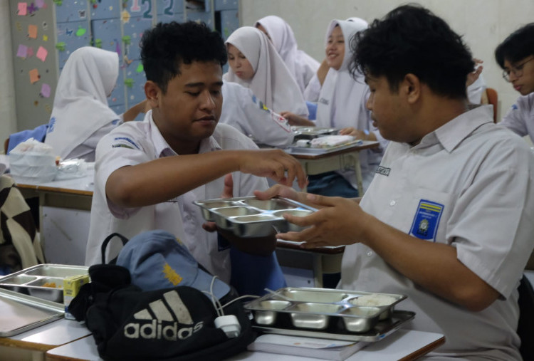 Komentar Siswa di Hari Pertama Makan Bergizi Gratis: Enak, Cocok!