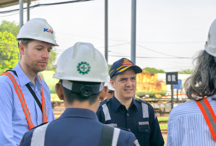 Kawal Proyek SRRL, KfW dan DJKA Petakan Jalur Surabaya-Sidoarjo