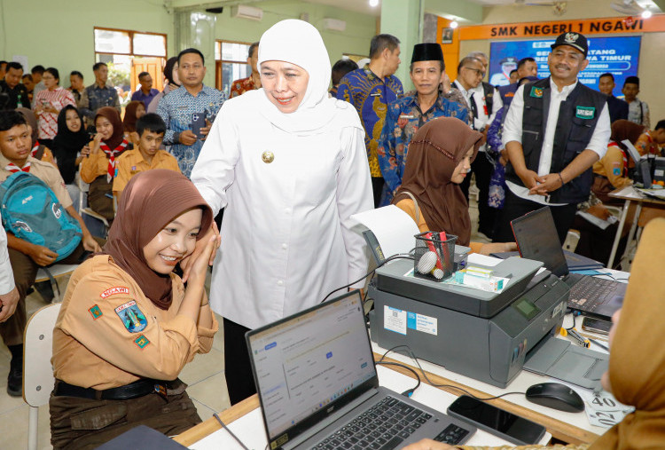 SPMB Jatim Masuk Tahap Akhir, Jalur Pemenuhan Kuota Dibuka Besok