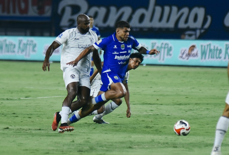 Persib vs Arema FC 0-0, Singo Edan Curi Satu Angka di Bandung