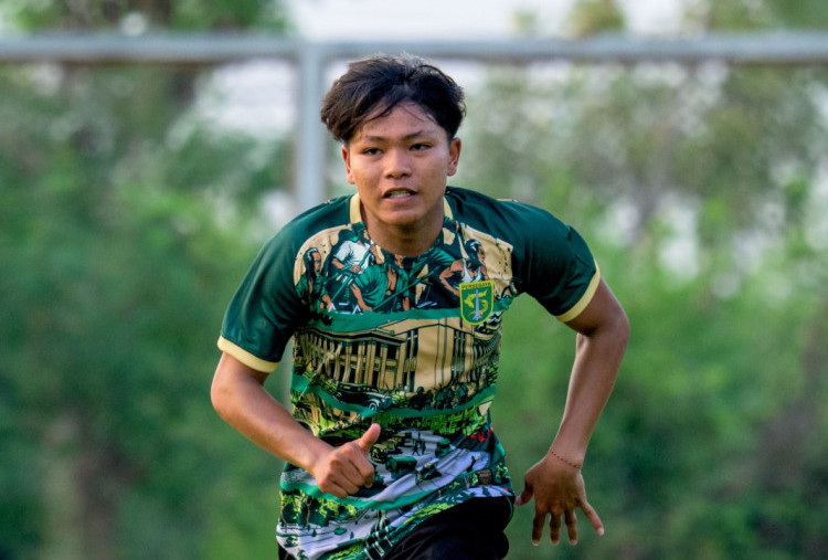 Wonderkid Baru Persebaya Dava Yunna Mau Serap Ilmu dari Senior di Skuad Bajol Ijo