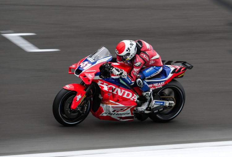 Honda Uji Swing-Arm Karbon Baru di GP Silverstone, Solusi Masalah RC213V?