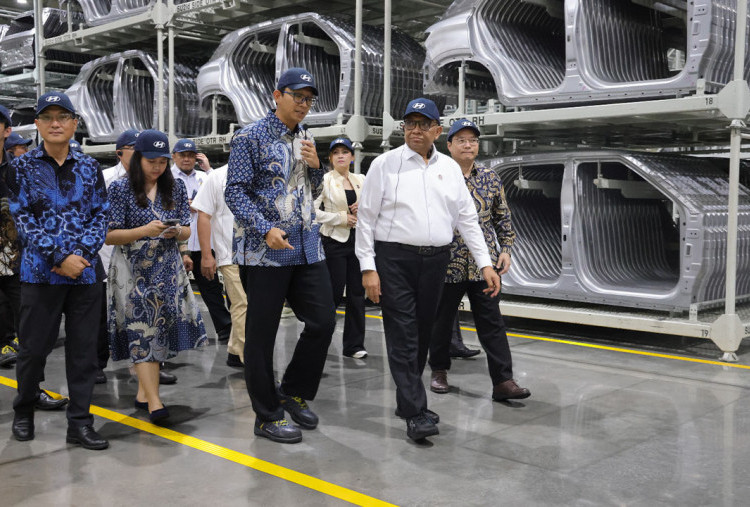 Kemnaker Siapkan SDM Terampil Sektor Green Jobs di Tengah Geliat Pasar Mobil Listrik
