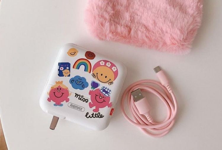 Ini Kelebihan Power Bank Shargeek 170 dengan Layar Smart Digital