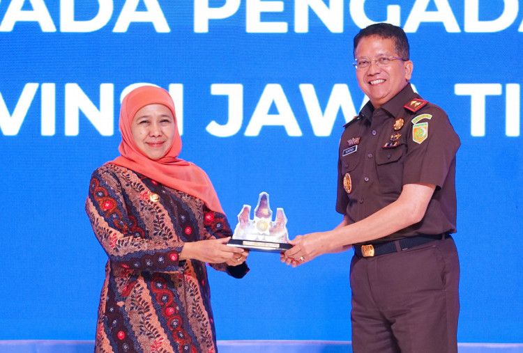 Khofifah dan Kajati Jatim Teken MoU Restorative Justice, Ini Isi dan Tujuannya